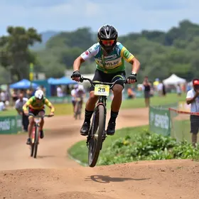 Jaraguaenses conquistam pódios BMX