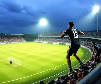 jogo da Ponte Preta contra o Juventude